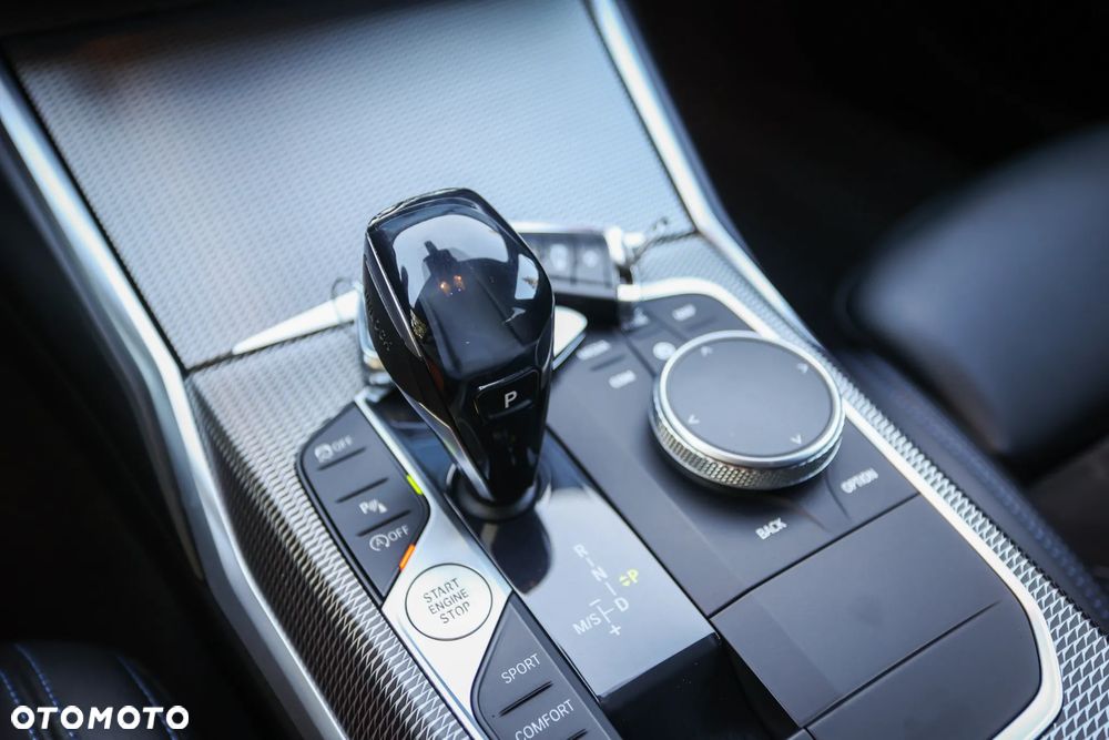 BMW Seria 3 320d Edition M Sport Shadow - 29