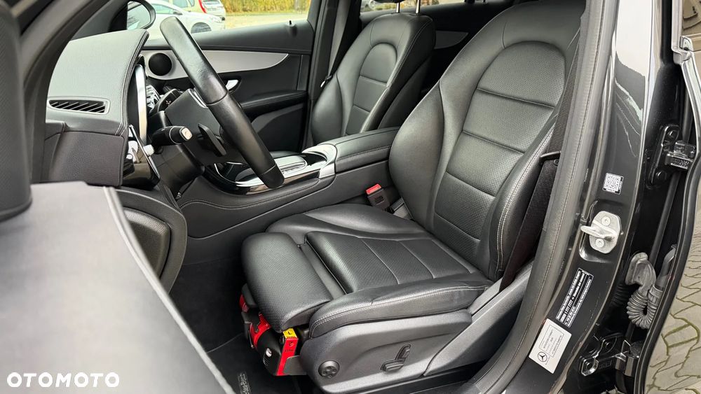 Mercedes-Benz GLC - 7