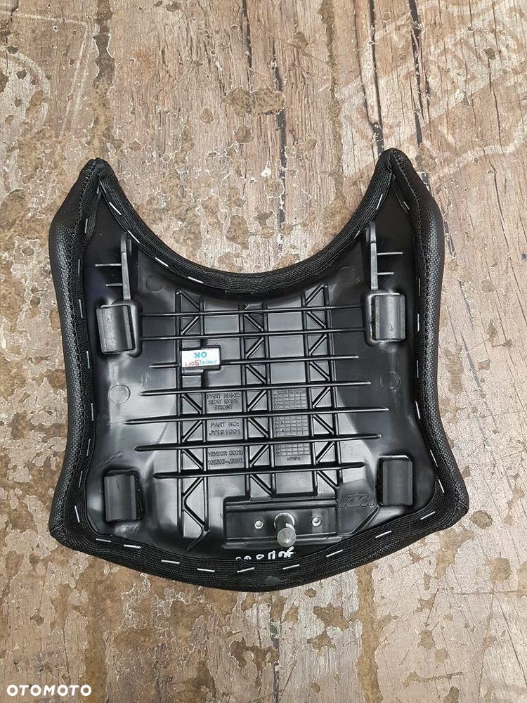 Siedzenie kierowcy KTM RC 125 - 8
