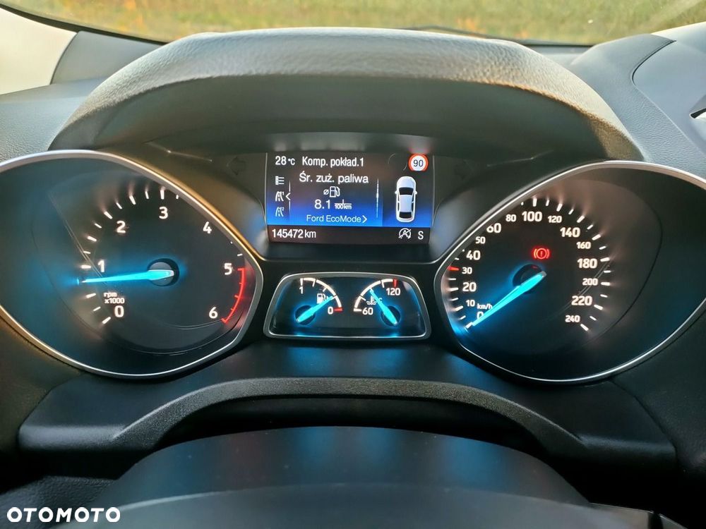 Ford Kuga - 27