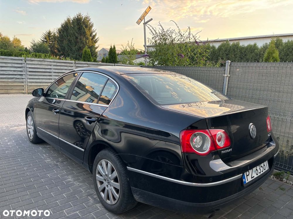 Volkswagen Passat 1.4 TSI Comfortline - 3