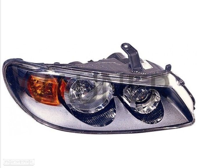 Farol Direito Nissan Almera - 2002 / 2008 - 1