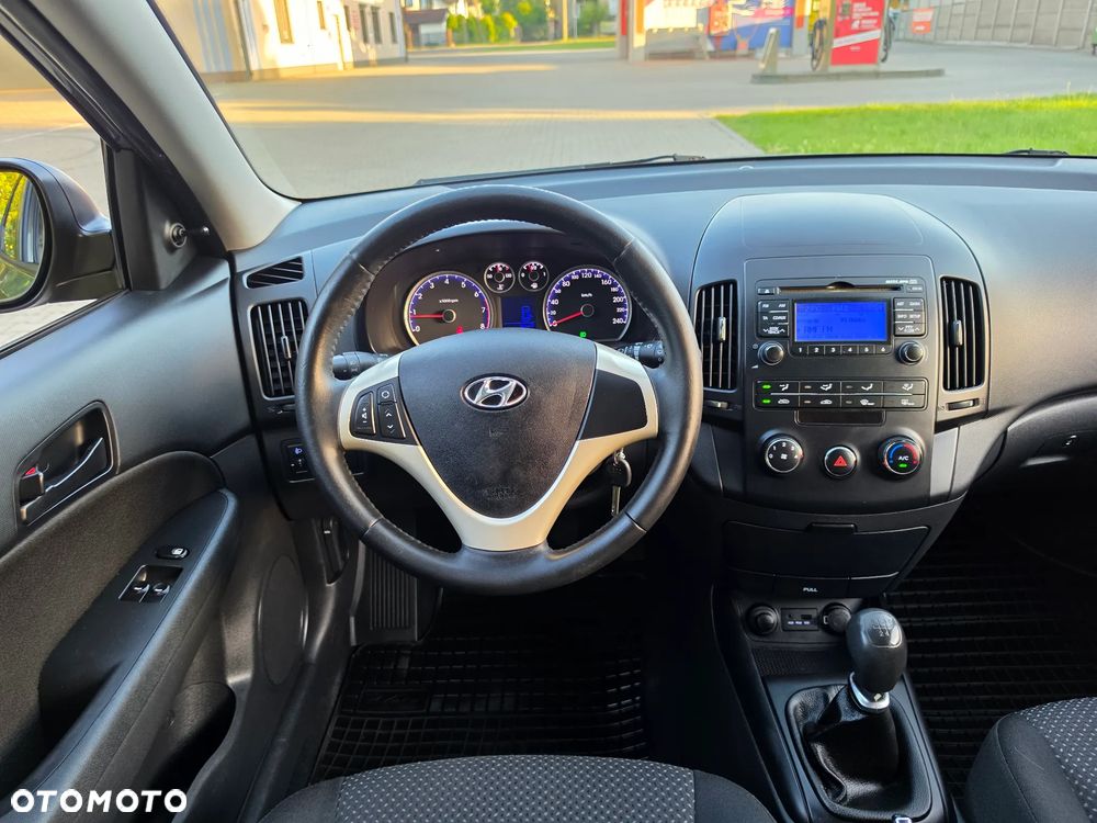 Hyundai i30 i30cw 1.4 Edition Plus - 12