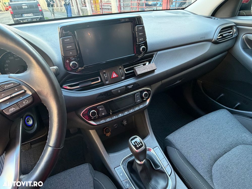 Hyundai i30 1.5 110CP M/T Highway - 5