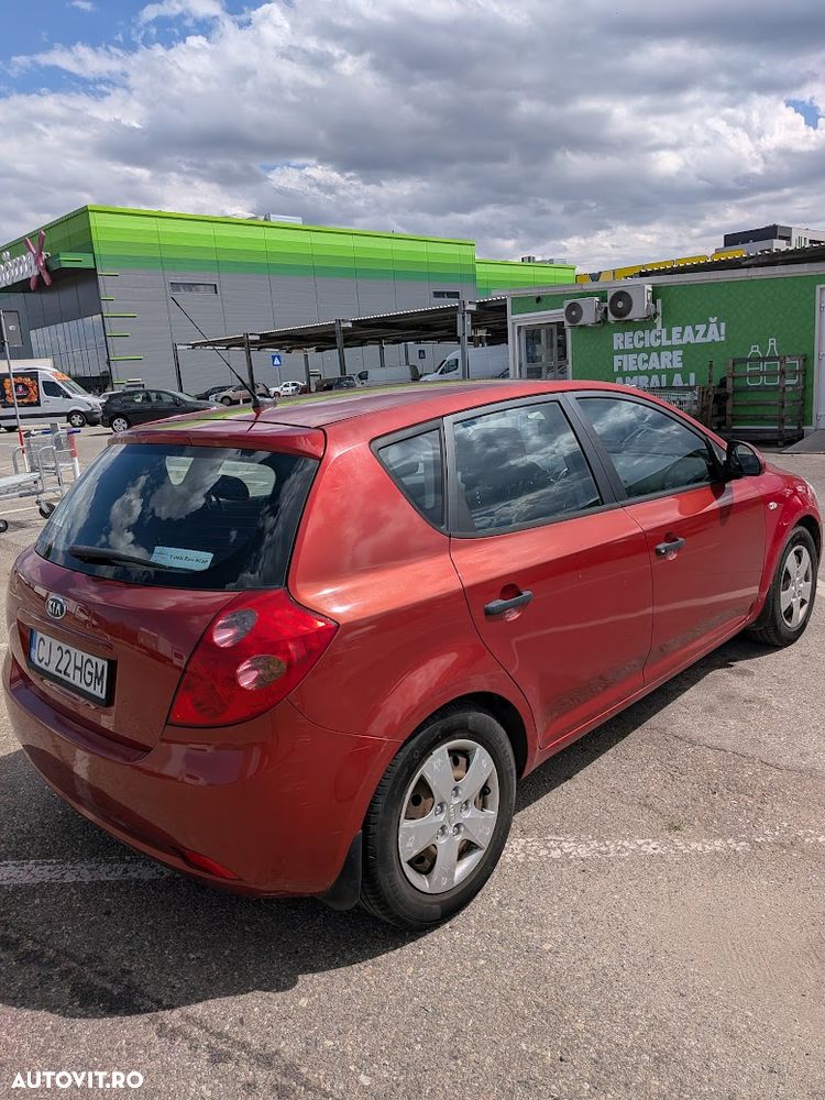 Kia Ceed - 3