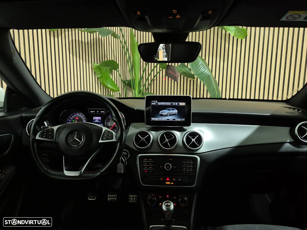 Mercedes-Benz CLA 180 d Shooting Brake AMG Line - 11