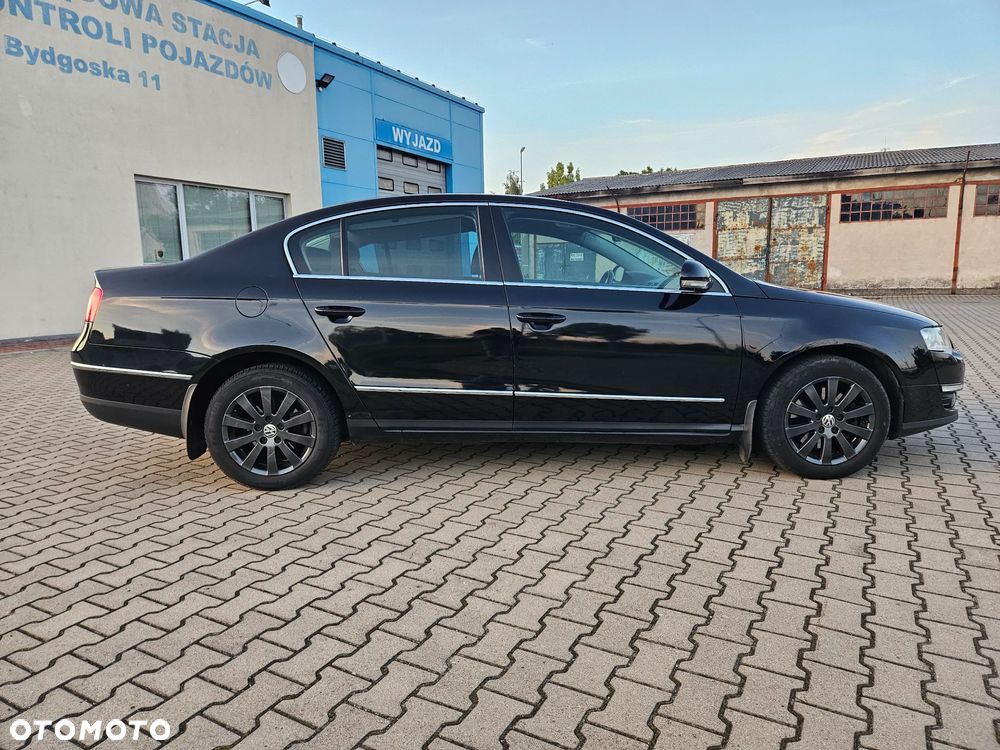 Volkswagen Passat 1.8 TSI Comfortline - 14