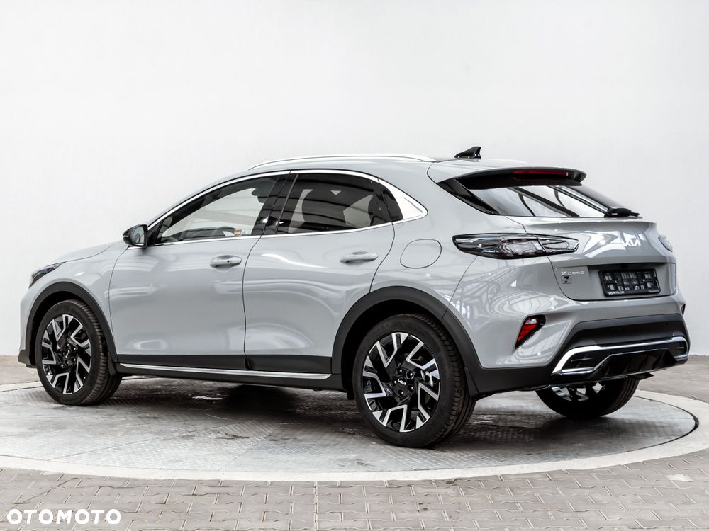 Kia XCeed 1.6 T-GDI Tribute DCT - 3