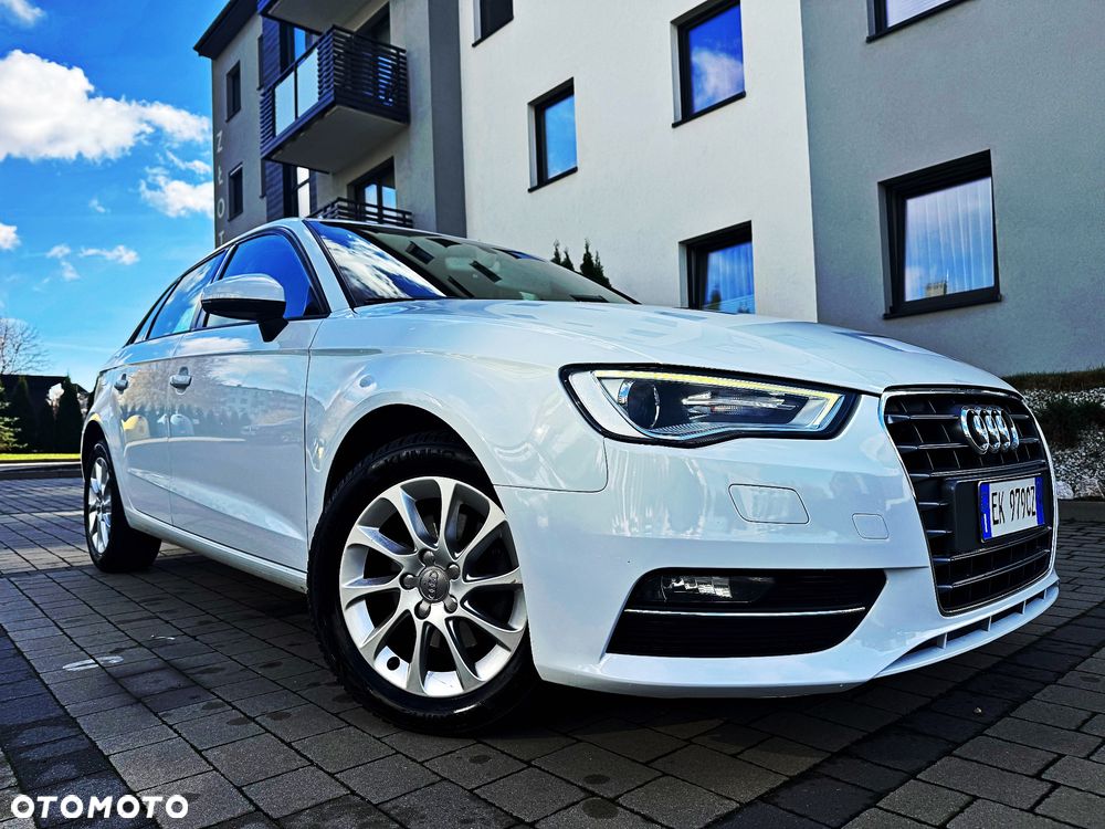 Audi A3 Sportback 1.6 TDI (clean diesel) S tronic Attraction - 9