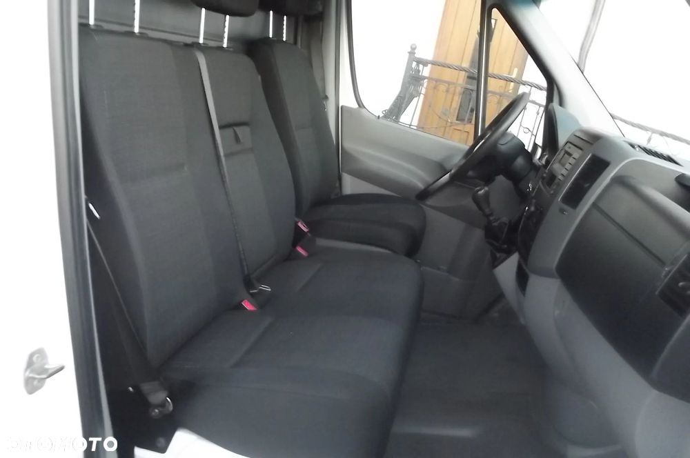 Mercedes-Benz SPRINTER - 18