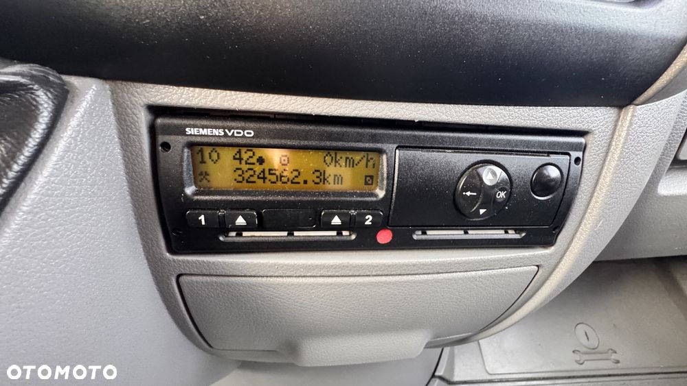 Volkswagen Crafter / 23 miejsca / Cena:69000 zł netto - 9