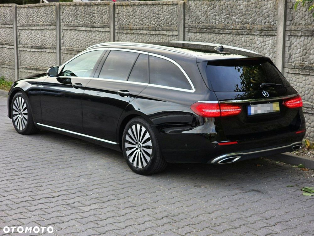 Mercedes-Benz Klasa E 220 d T 9G-TRONIC Avantgarde - 6