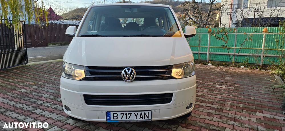 Volkswagen Caravelle - 9