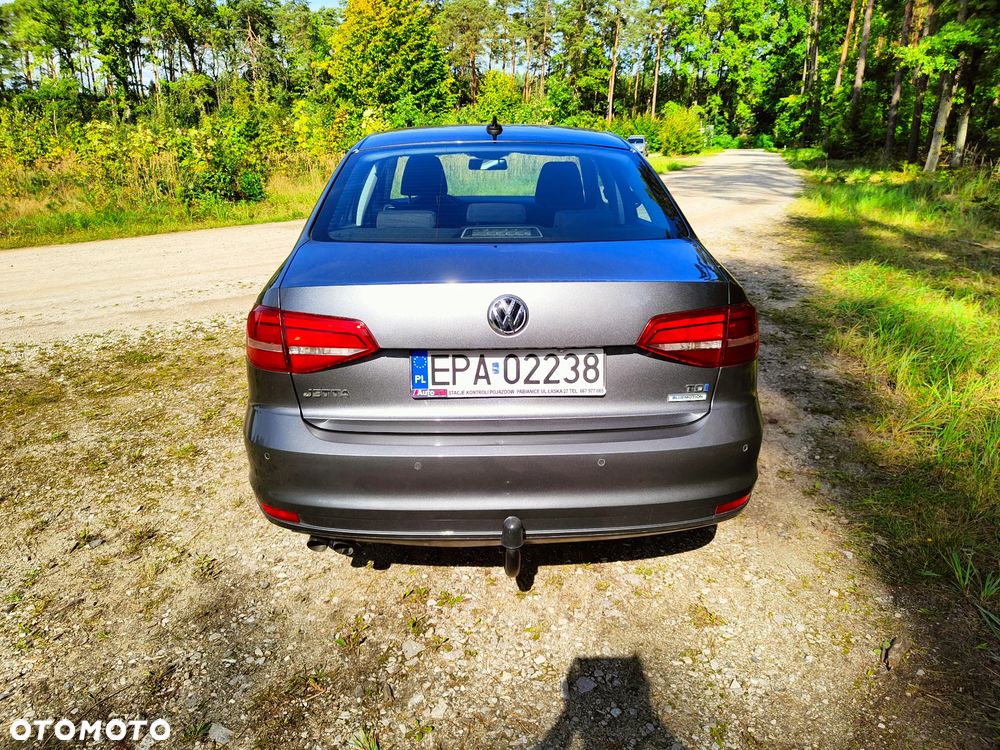Volkswagen Jetta 2.0 TDI DPF BMT Trendline - 5