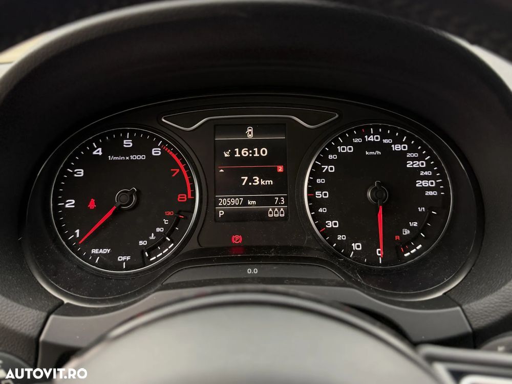 Audi A3 ack 1.4 TFSI COD ultra S tronic Design - 10