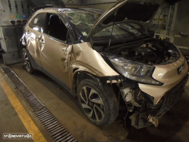 Carro MOT: 1KR  CXVEL TOYOTA AYGO X 2023 1.0 VVTI 72CV 5P BEGE GASOLINA - 9