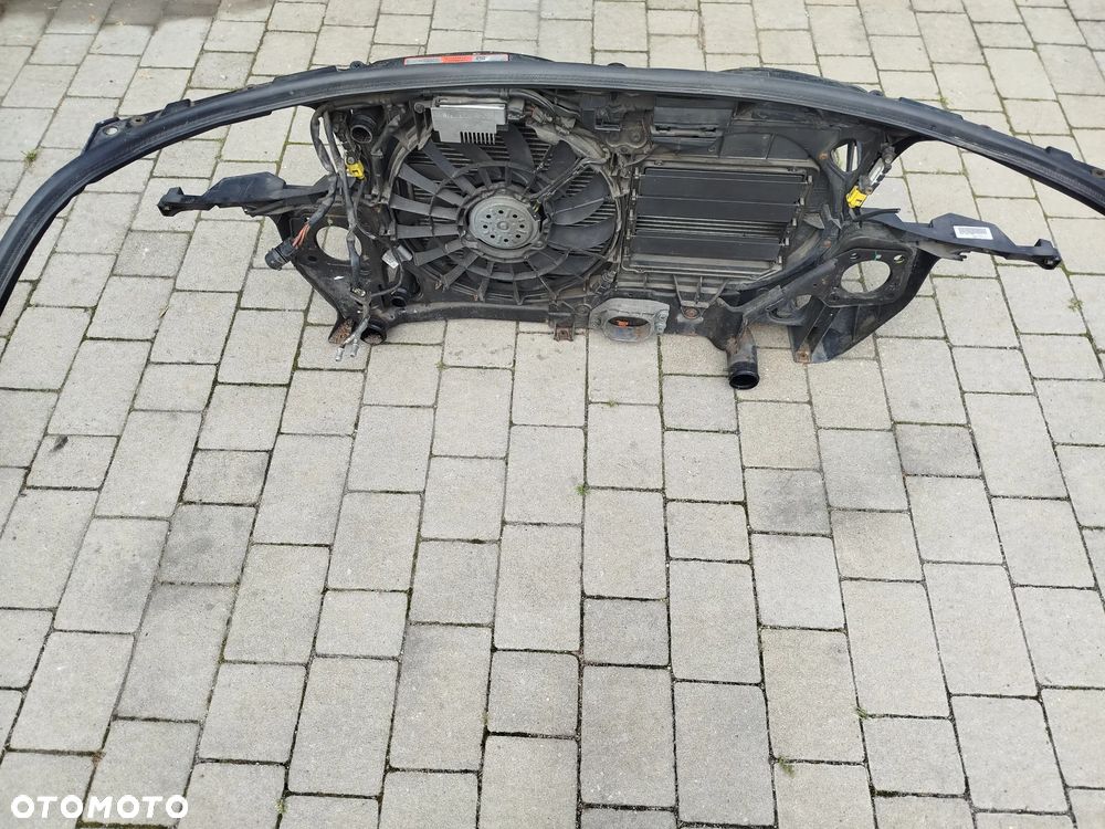 Audi A4 B6 1.8 T1.9 TDI pas przedni - 2