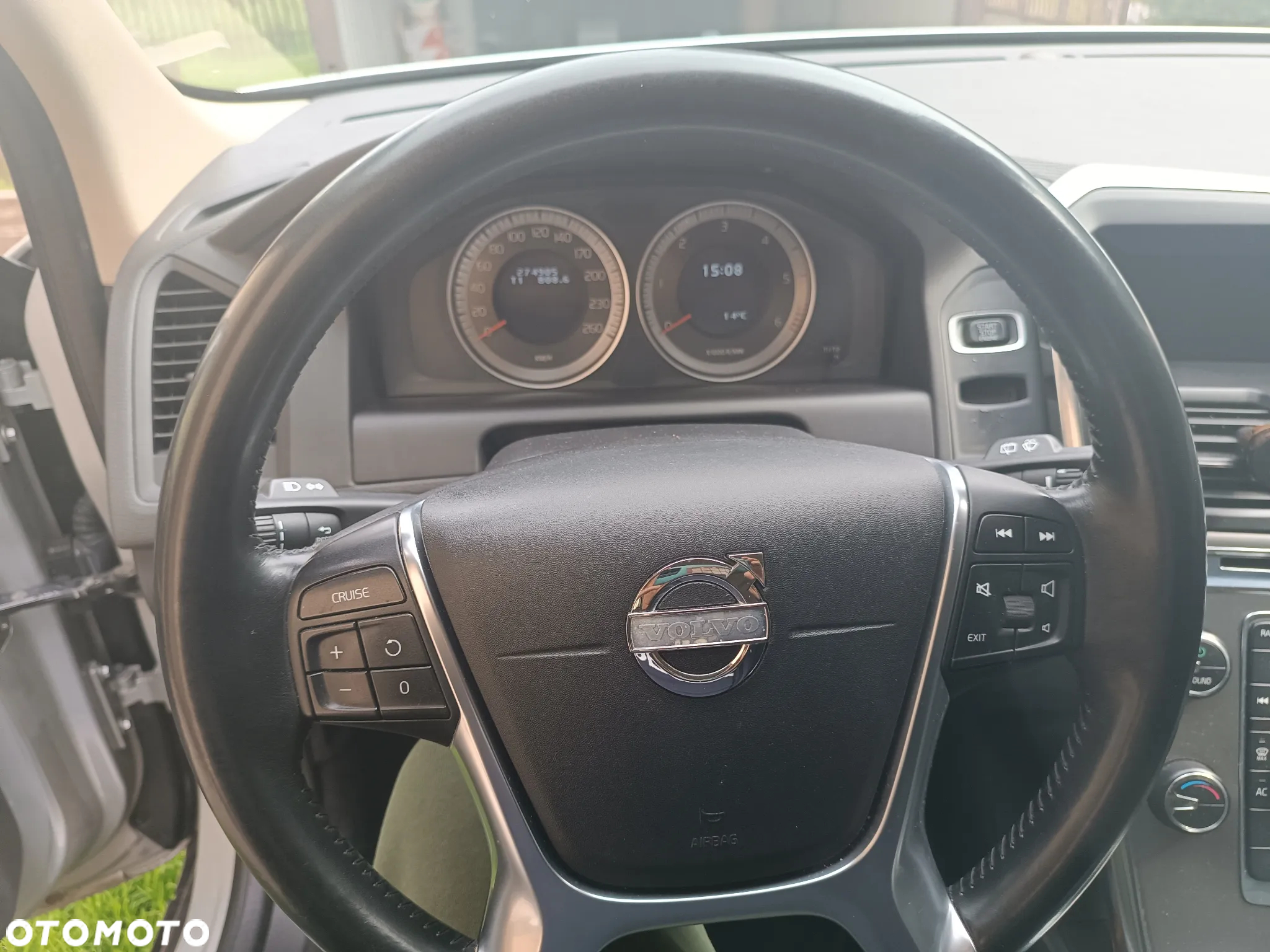 Volvo XC 60 D4 Momentum - 11