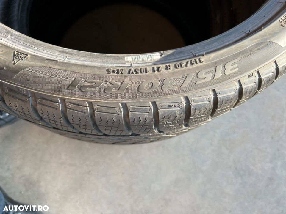 vând 2 anvelope 315/30/21 Pirelli de iarnă ca noi - 6