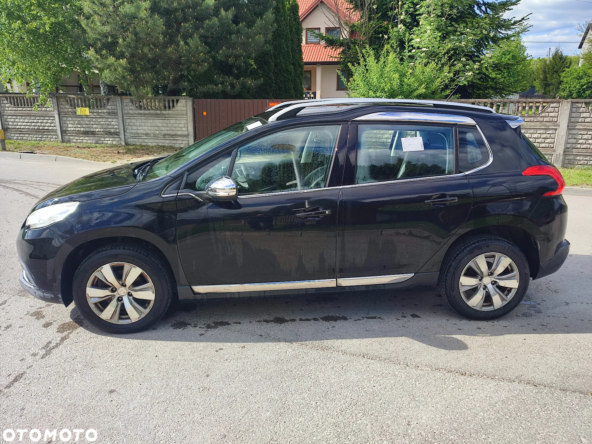 Peugeot 2008 1.6 e-HDi Allure S&S - 2