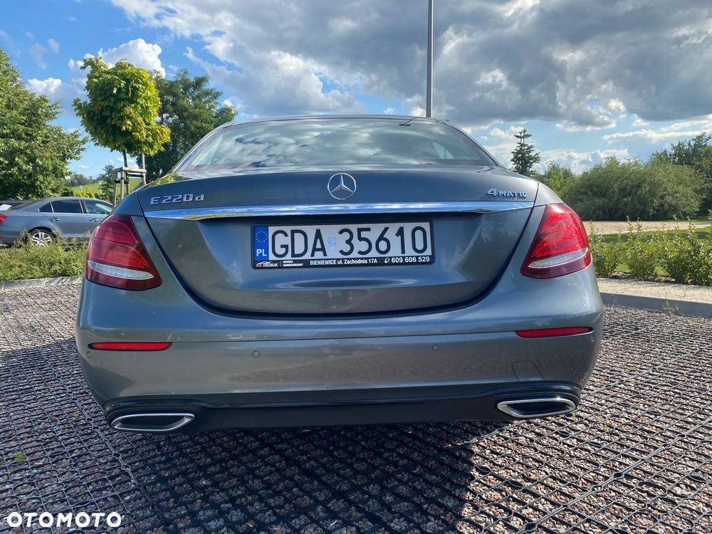Mercedes-Benz Klasa E 220 d 4-Matic 9G-TRONIC - 7