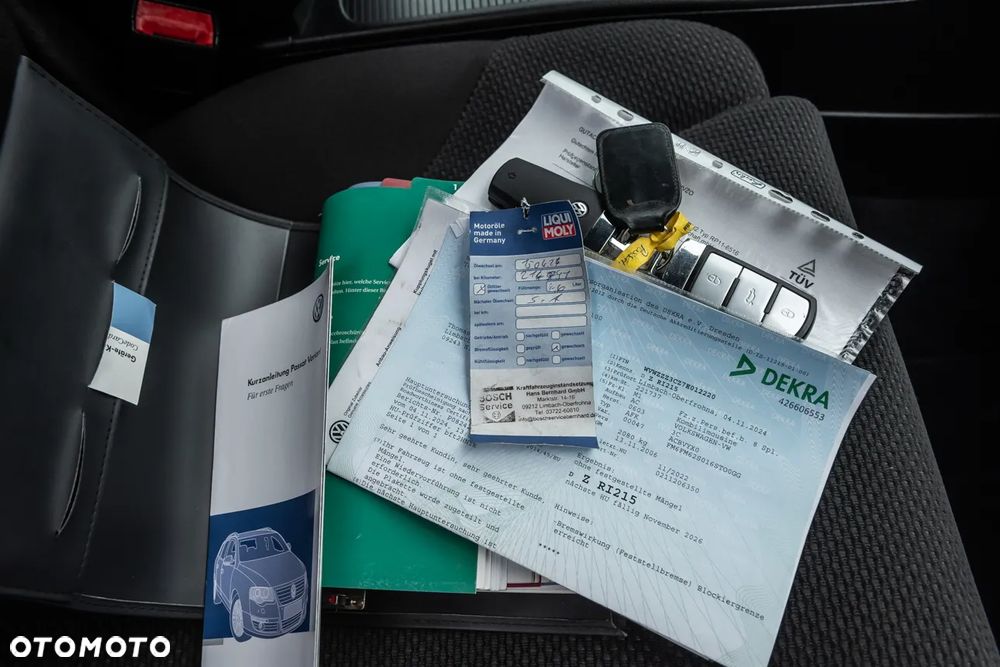 Volkswagen Passat 2.0 FSI Individual - 31