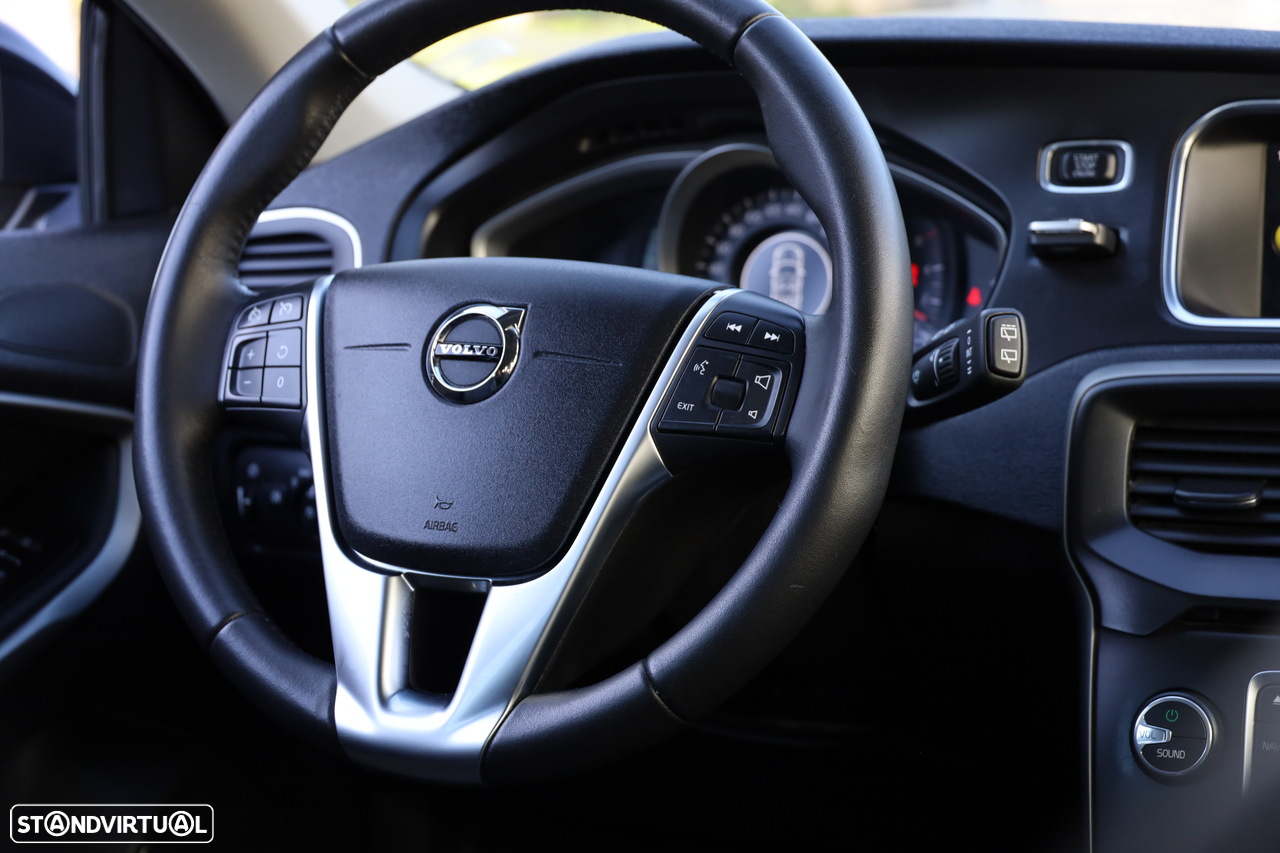 Volvo V40 Cross Country 2.0 D2 Plus - 8
