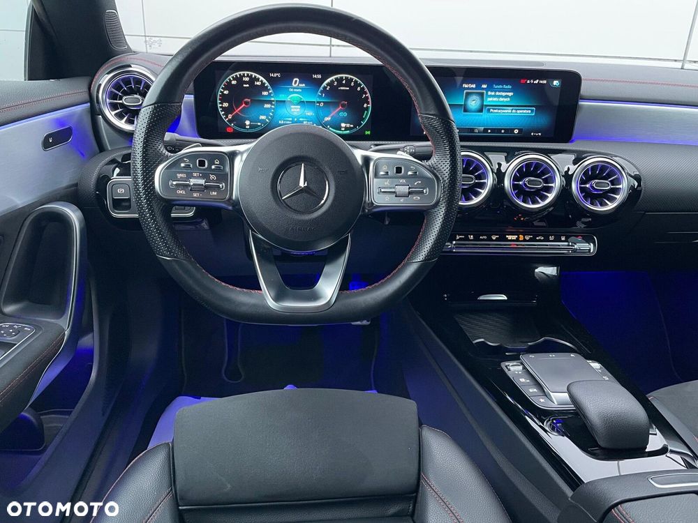 Mercedes-Benz CLA - 10