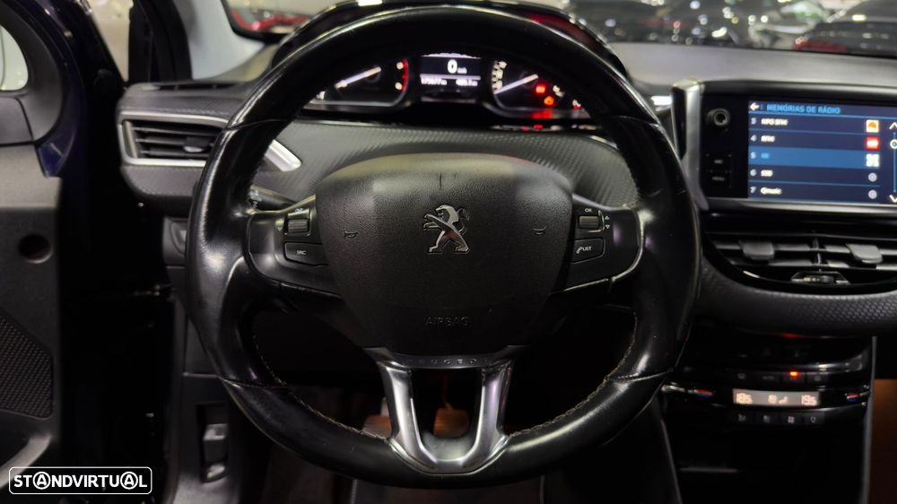 Peugeot 208 1.5 BlueHDi Allure - 18