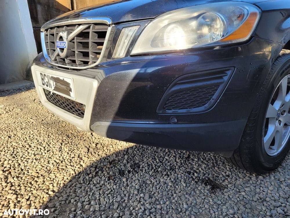 Bara fata Volvo XC60 2008 - 2013 Negru (1104) Diesel model fara spalatoare far - 10