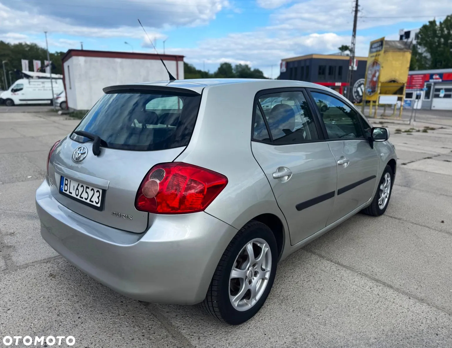 Toyota Auris 1.6 VVT-i Sol MM - 4
