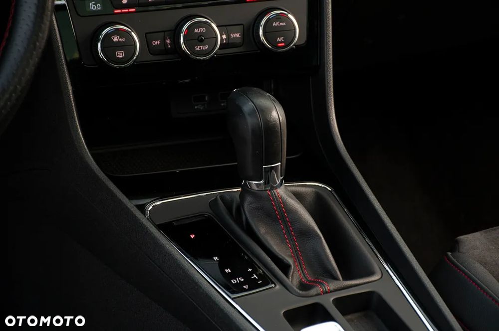 Seat Leon 2.0 TDI DPF DSG FR - 37