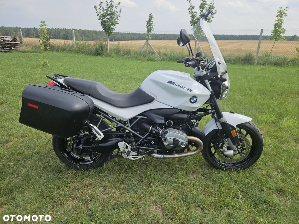BMW R - 1