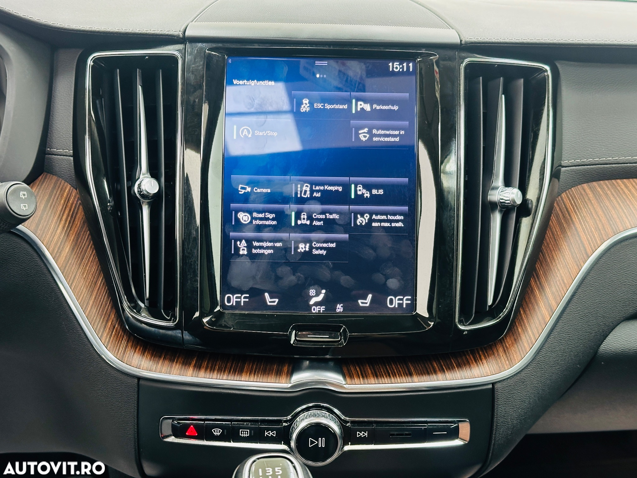 Volvo XC 60 - 36