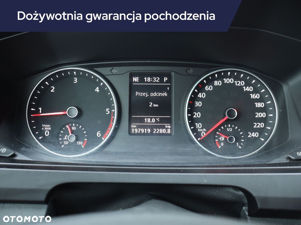 Volkswagen Caravelle - 13