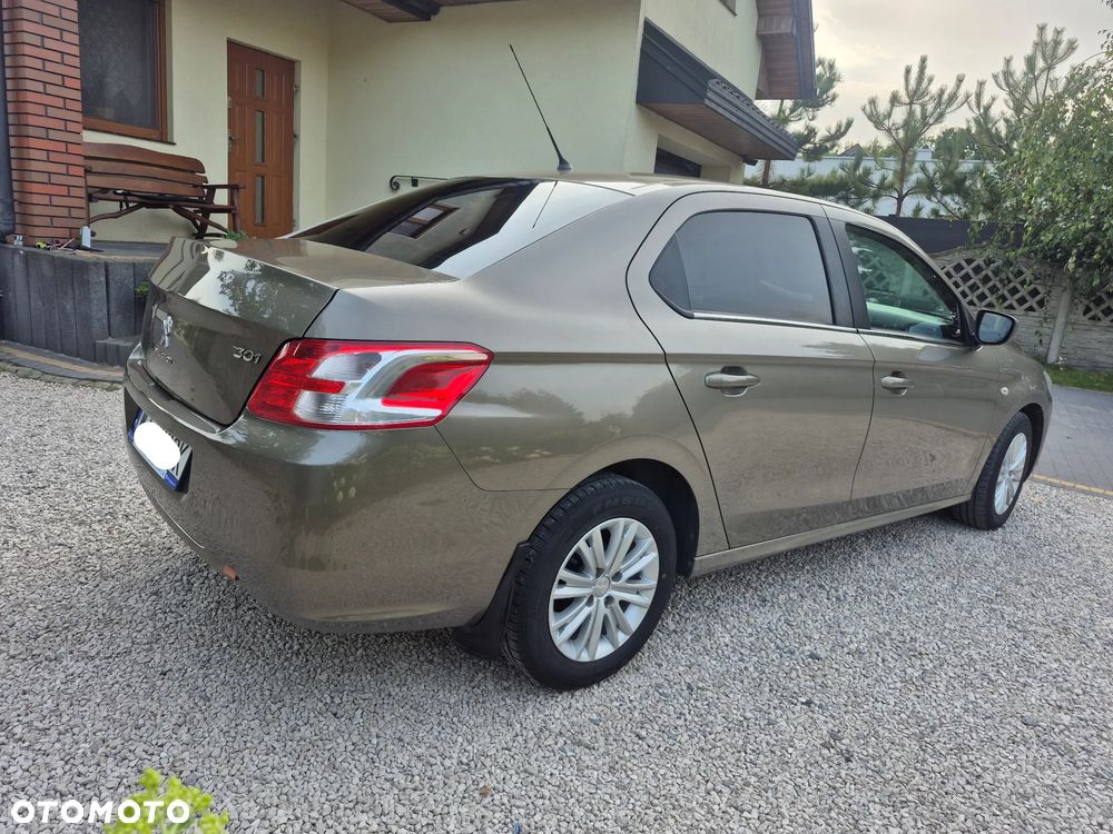 Peugeot 301 1.6 HDi Allure - 15