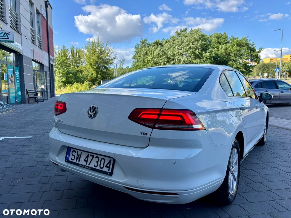 Volkswagen Passat 1.6 TDI BMT City - 5