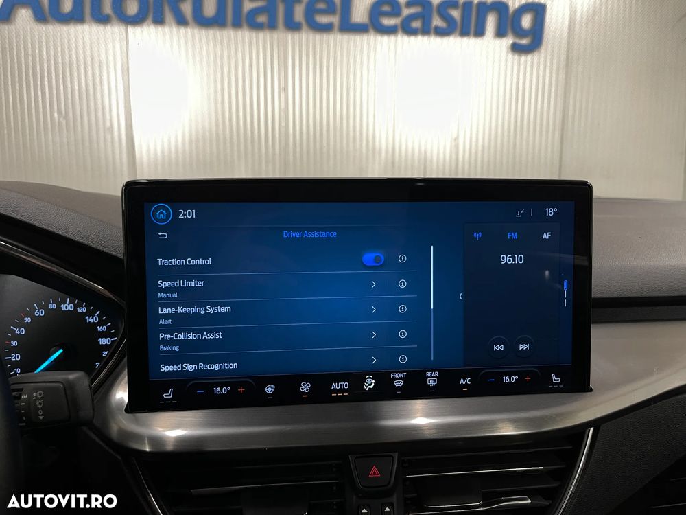 Ford Focus 1.0 EcoBoost Titanium - 18