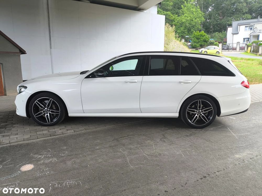 Mercedes-Benz Klasa E 400 d 4-Matic 9G-TRONIC - 3