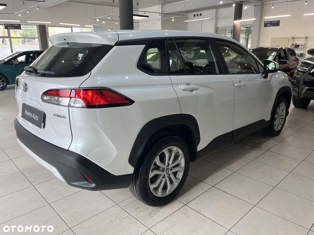 Toyota Corolla Cross - 3