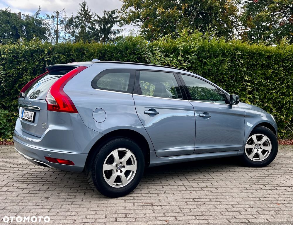 Volvo XC 60 D4 AWD Geartronic Summum - 33