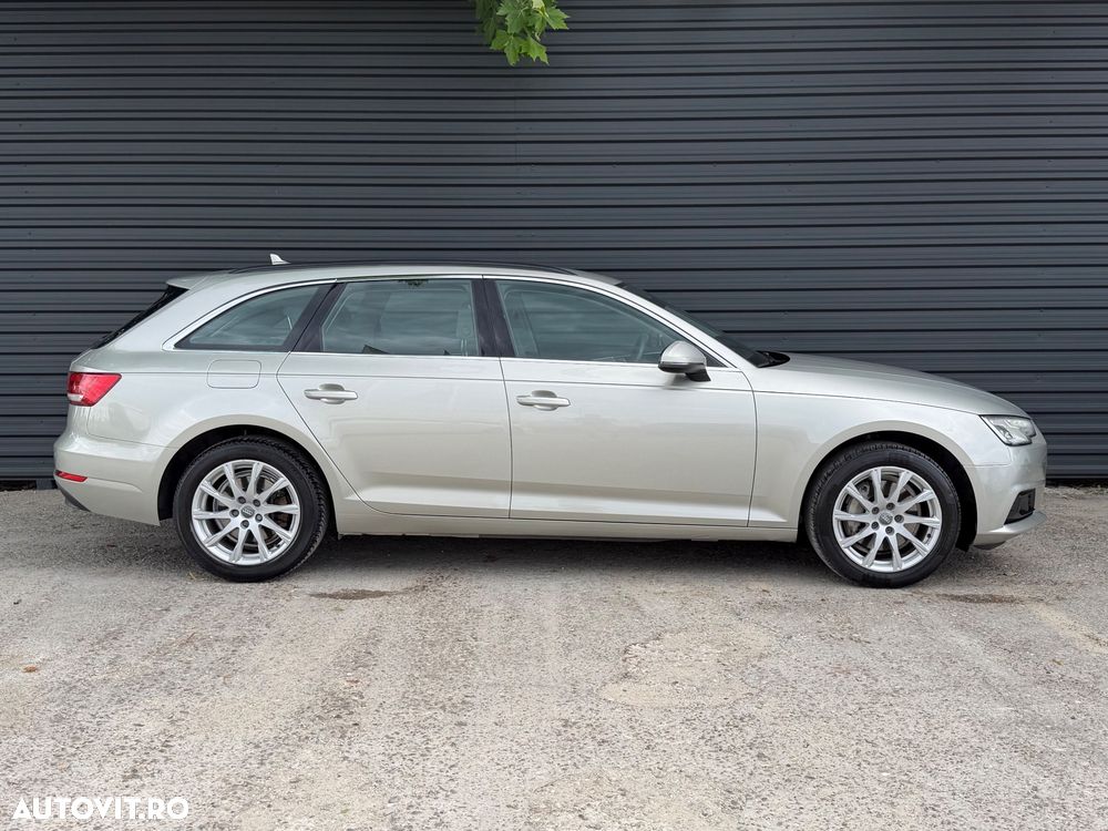 Audi A4 Avant 2.0 TDI S tronic quattro design - 36