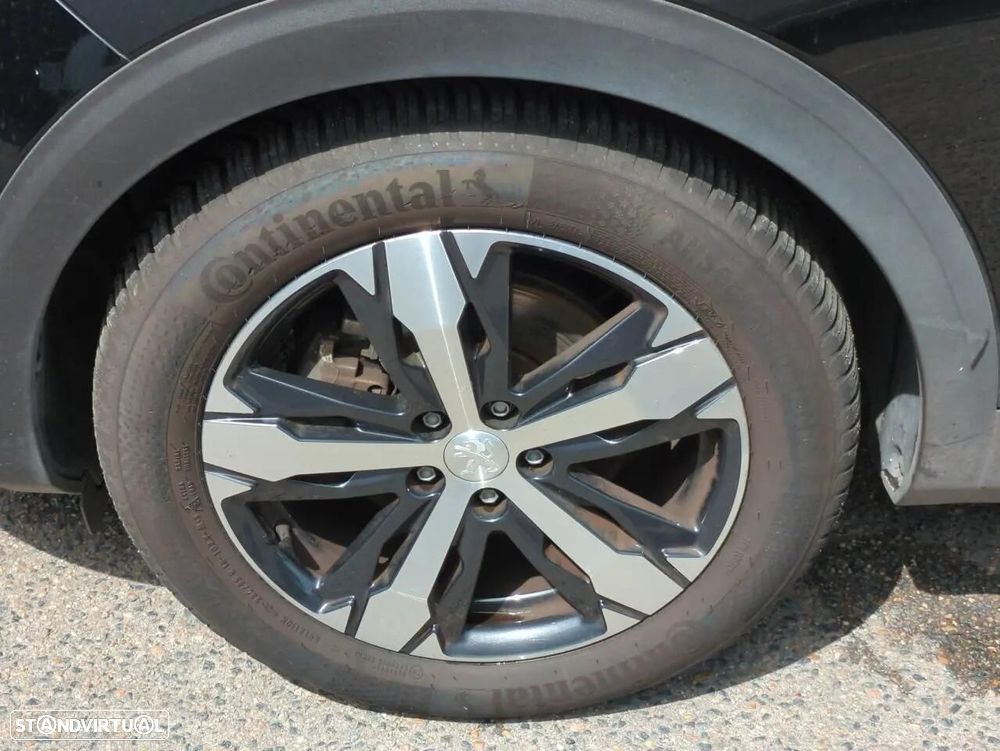 Peugeot 3008 PureTech 130 Stop & Start GPF Crossway - 11