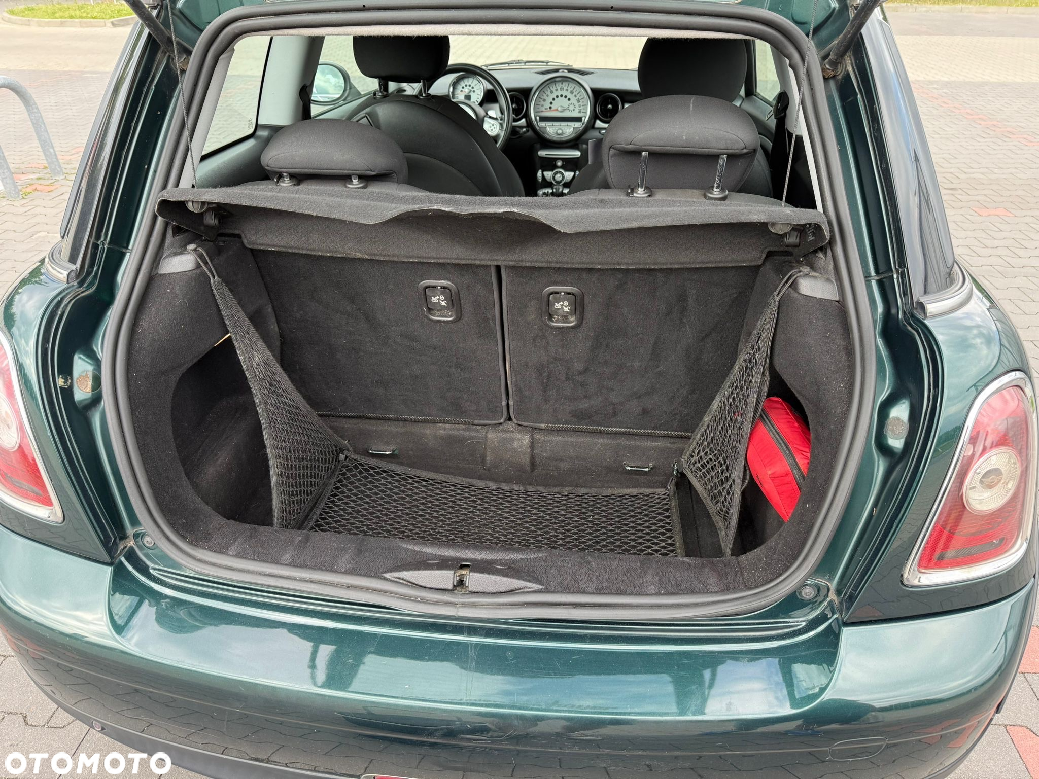 MINI Cooper Standard - 5