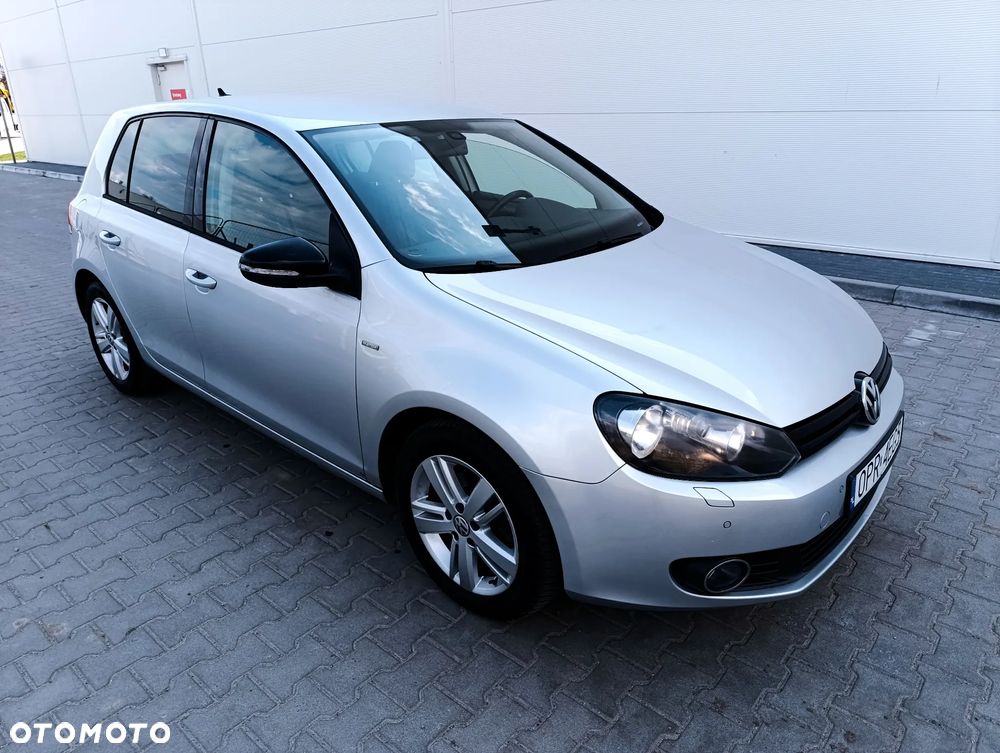Volkswagen Golf 1.6 TDI DPF BlueMotion Technology MATCH - 9