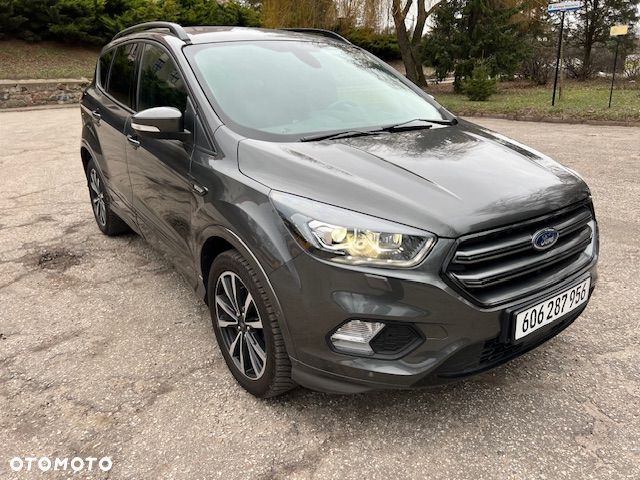 Ford Kuga 1.5 EcoBoost 2x4 ST-Line - 3