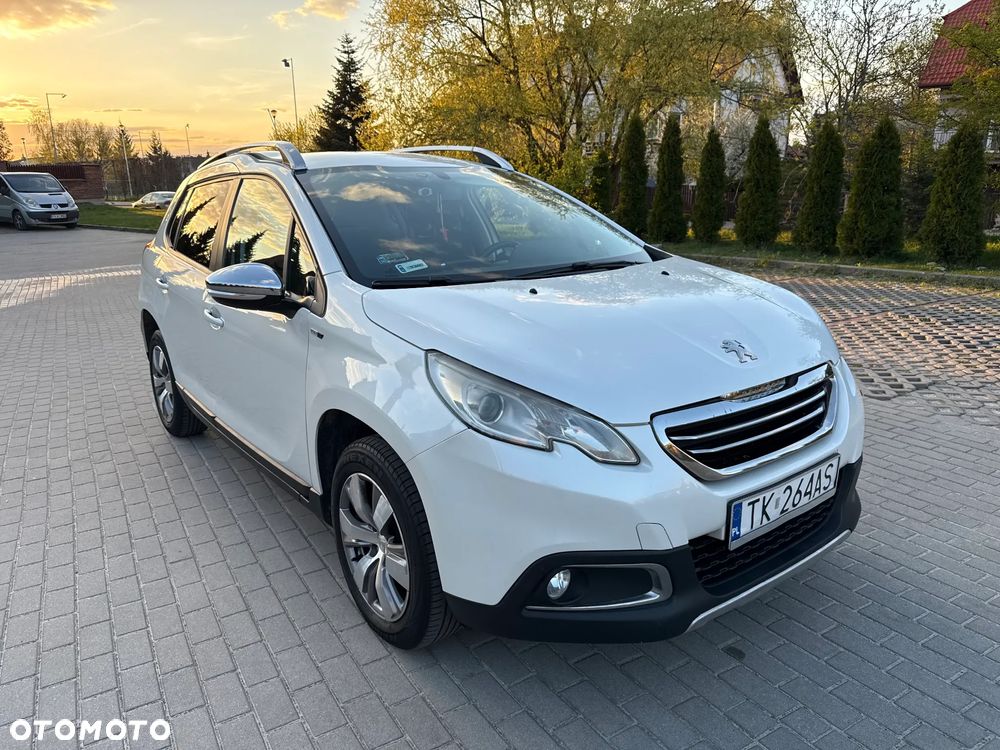 Peugeot 2008 BlueHDi 100 STOP & START Style - 3