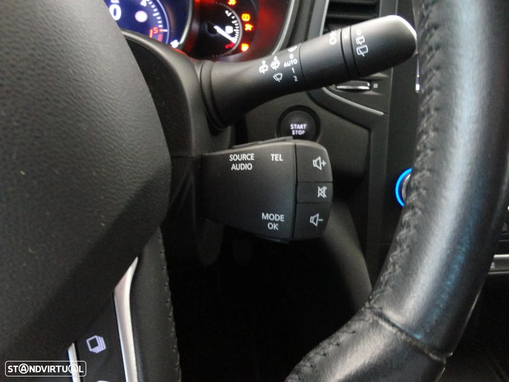 Renault Mégane Sport Tourer ENERGY dCi 130 INTENS - 18