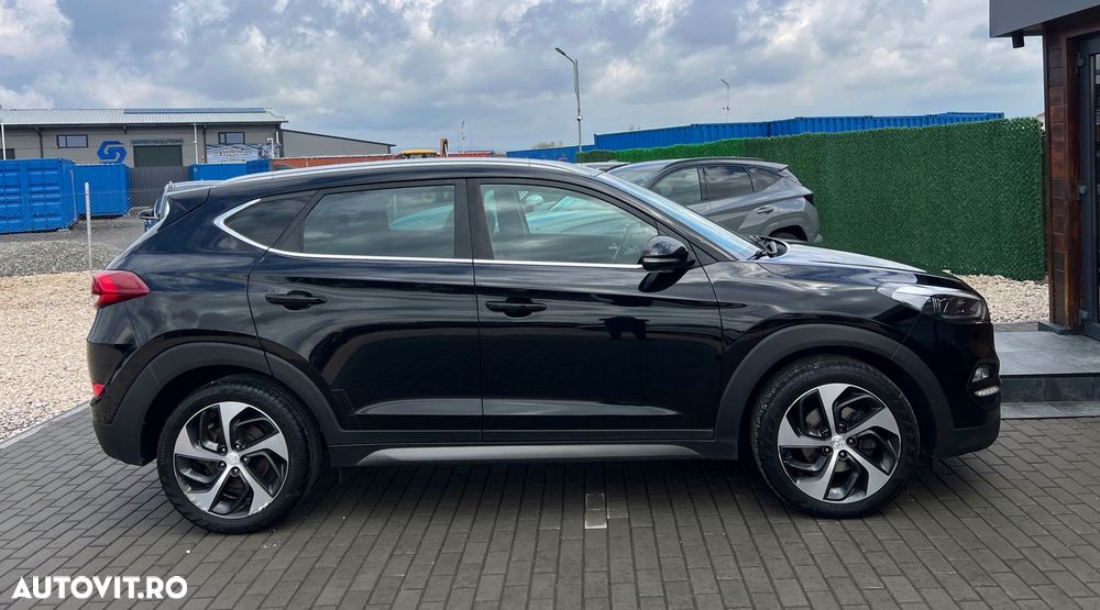 Hyundai Tucson blue 1.7 CRDi 2WD DCT Premium - 9