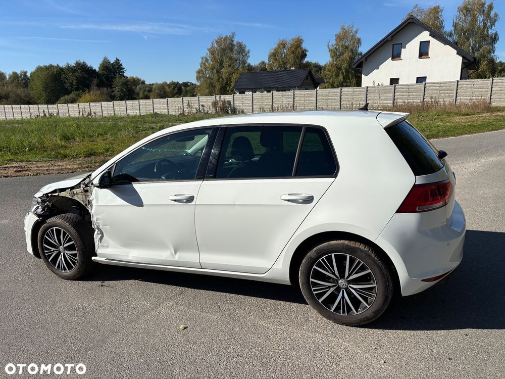 Volkswagen Golf 1.2 TSI BlueMotion Technology Allstar - 3